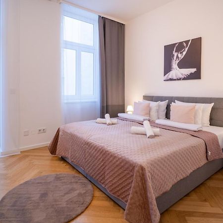 Home Sweet Home - Vienna Central Buitenkant foto